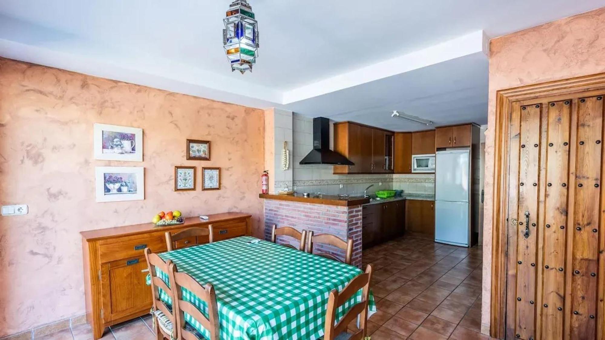 Spacious Villa With Private Pool In Monachil Ngoại thất bức ảnh